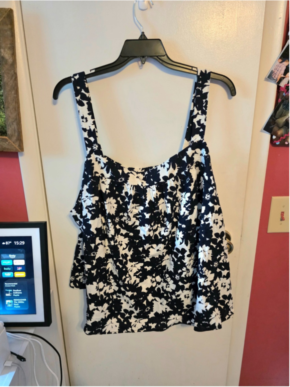 Time And Tru Women's Plus Size Linen sleeveless top 4X